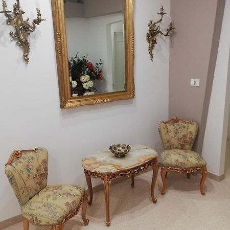 Ostuni Crispi House酒店 外观 照片