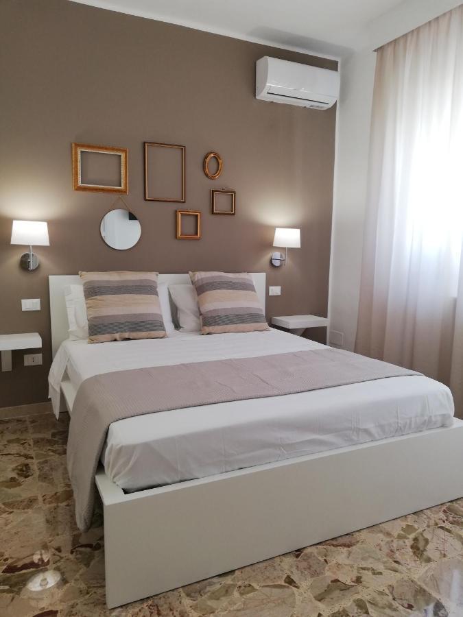 Ostuni Crispi House酒店 外观 照片