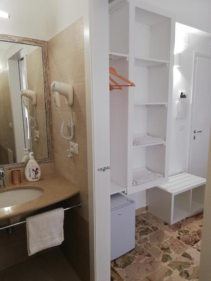 Ostuni Crispi House酒店 外观 照片