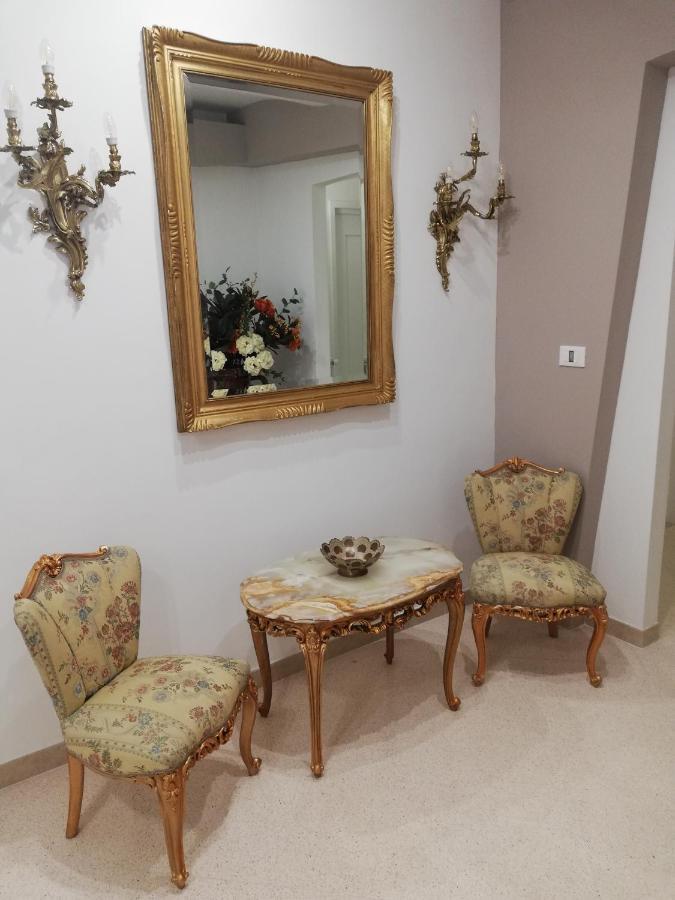 Ostuni Crispi House酒店 外观 照片
